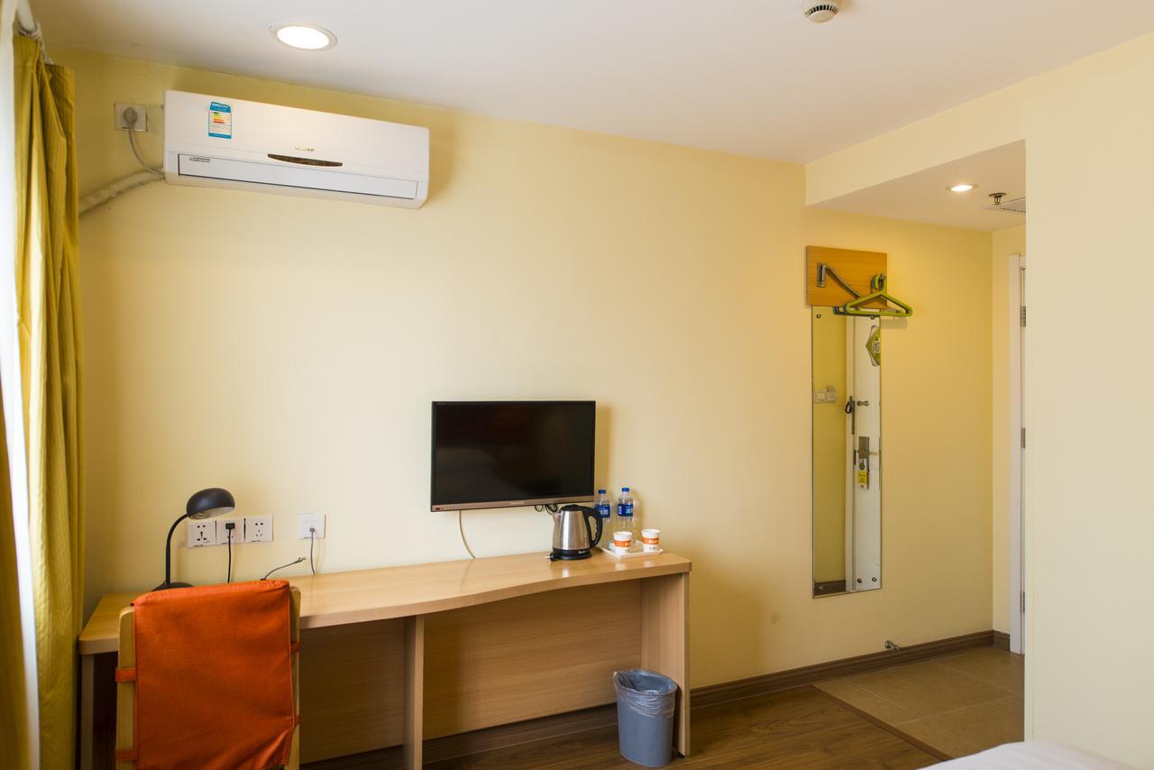 Home Inn Shanghai Railway Station North Square Εξωτερικό φωτογραφία