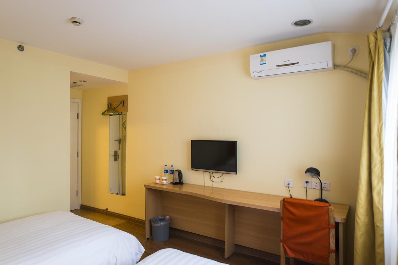 Home Inn Shanghai Railway Station North Square Εξωτερικό φωτογραφία