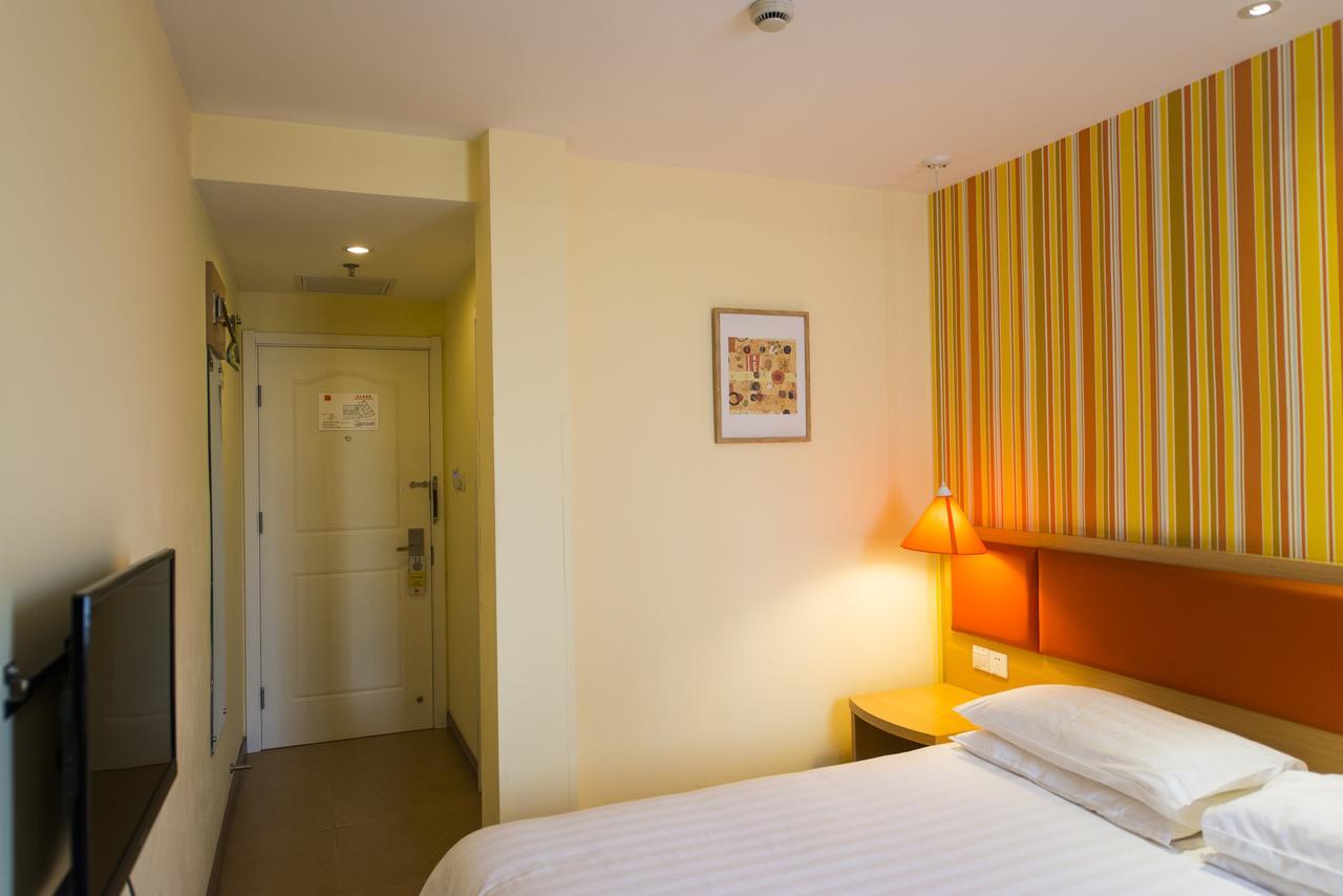 Home Inn Shanghai Railway Station North Square Εξωτερικό φωτογραφία