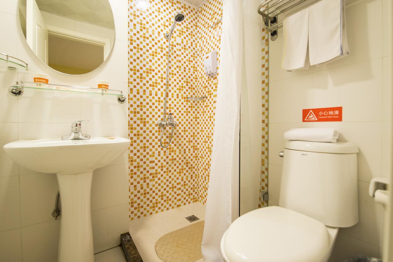 Home Inn Shanghai Railway Station North Square Εξωτερικό φωτογραφία